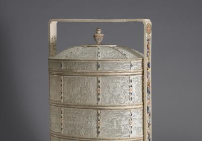 图片[3]-Ivory four-tiered food carrying case in openwork relief, second half of 18th century to early 19th century-China Archive